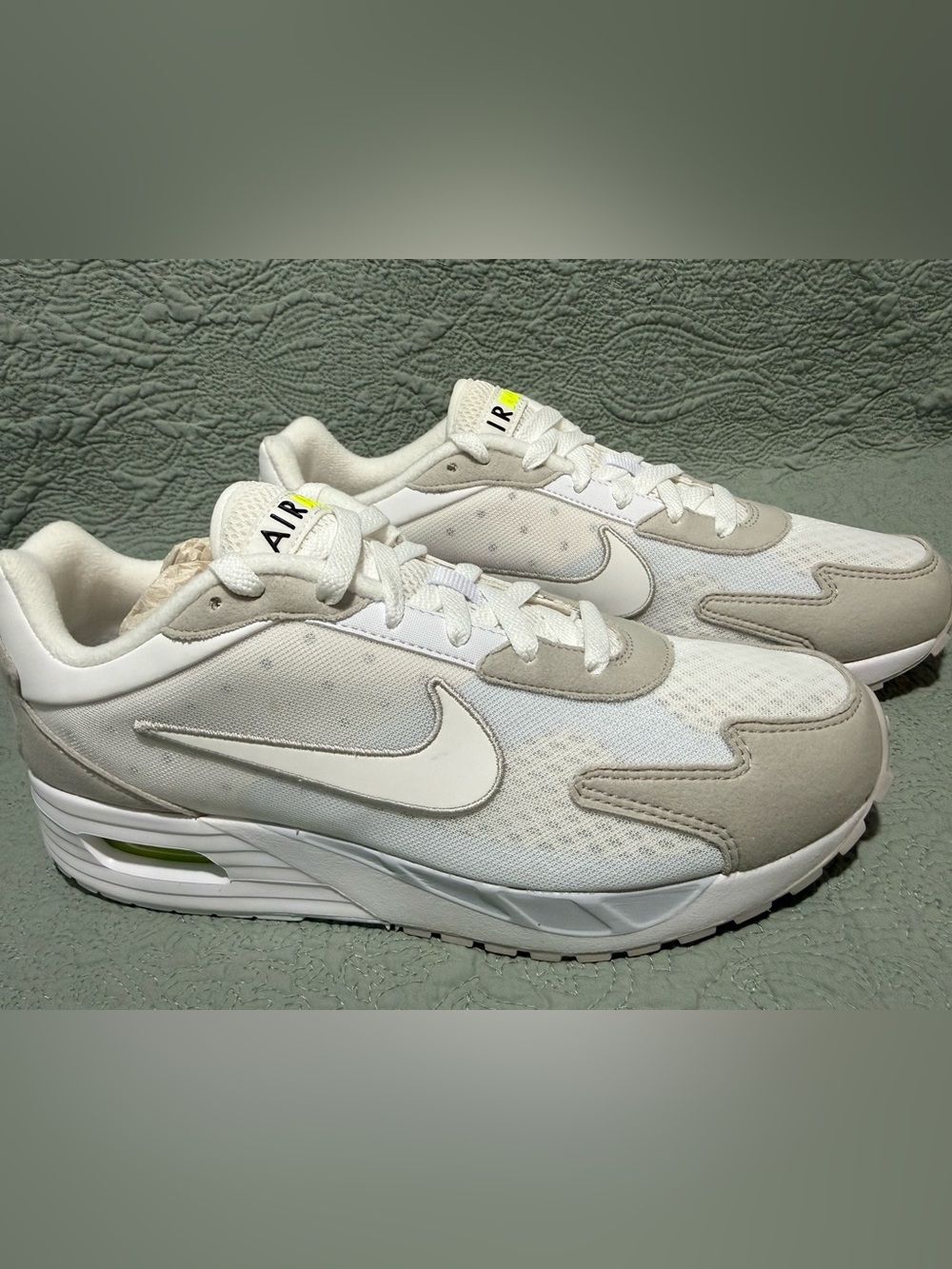 W Nike Air Max Solo Woman’s Size 8.5